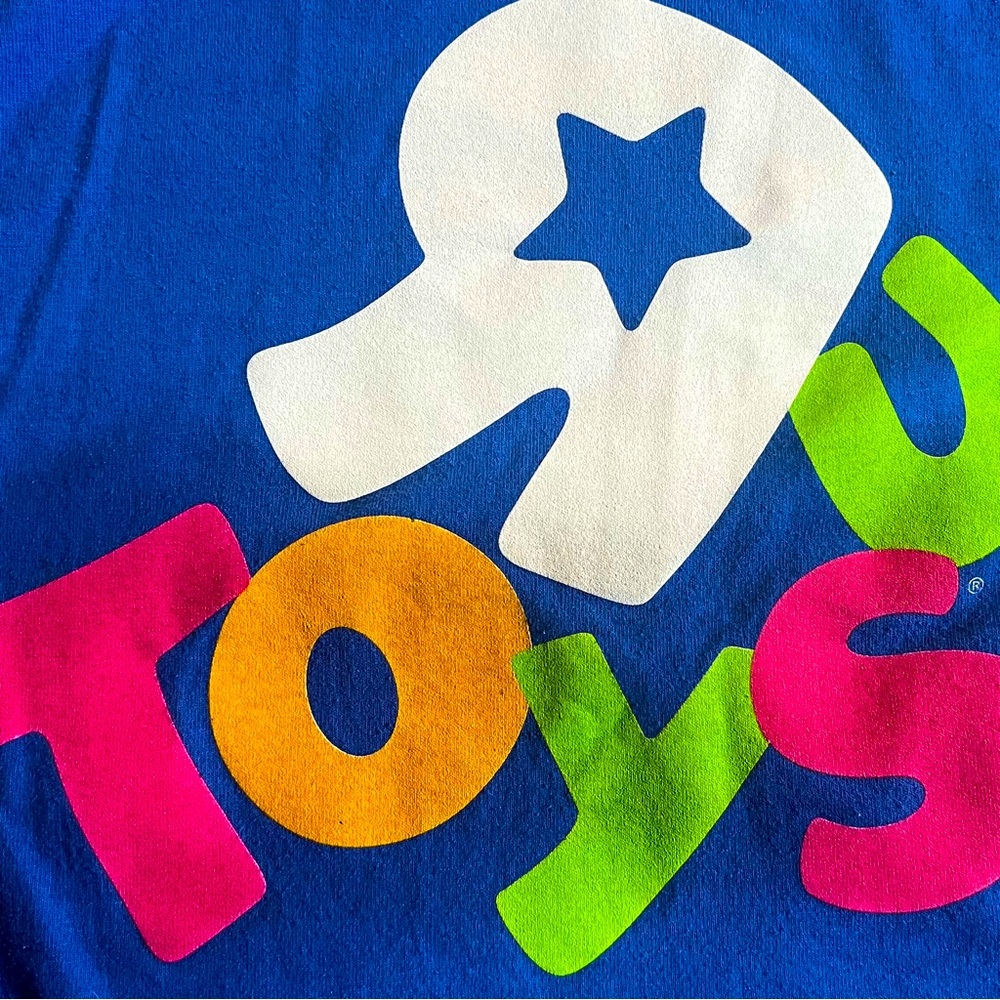 Toys R Us T Shirt
